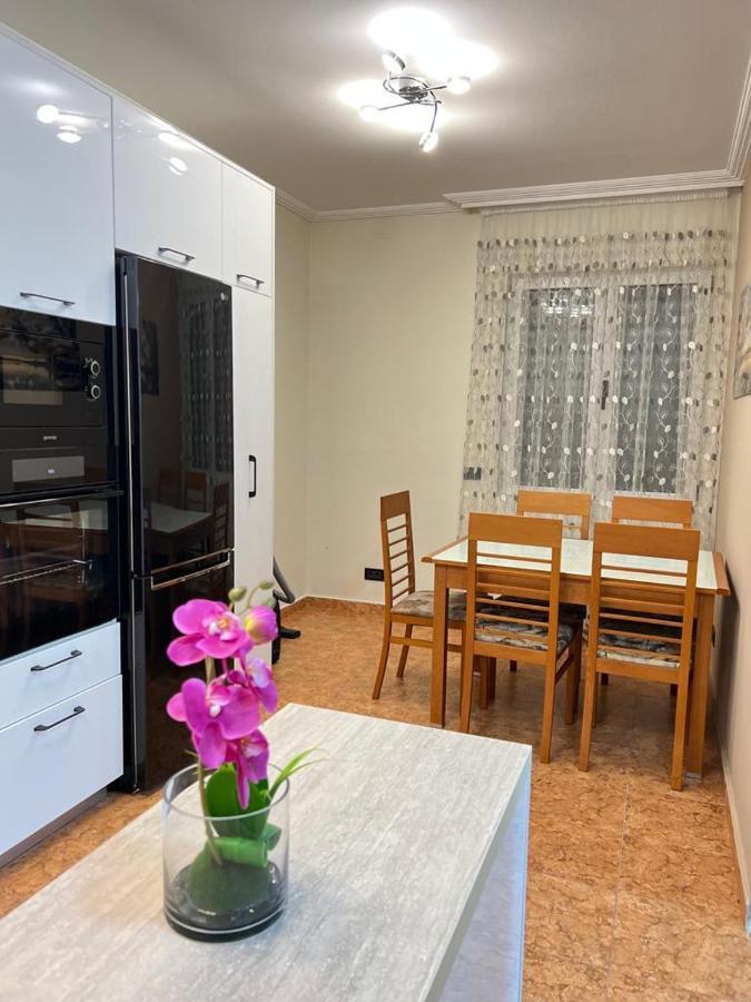 Vista Petrovac Lägenhet Exteriör bild